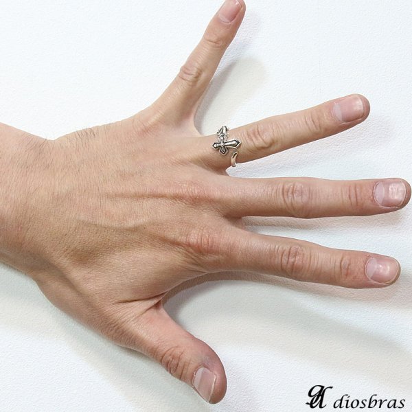 画像4: 【シルバーリング】【クロスリング】【シルバーアクセサリー】5クロス 十字架 シルバーアクセサリー メンズ シルバーリング 指輪 シルバー925 メンズアクセサリー フリーサイズ【メール便なら全国送料無料】 (4)