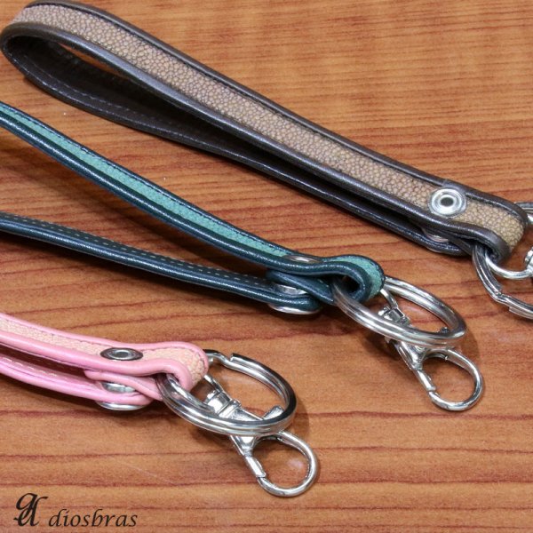 画像6: キーホルダー　キーチェーン　キーストラップ　ガルーシャ　スティングレイ　エイ革　スティングレー キーホルダー キーループ　キーストラップ キーホルダー ネームタグ　革 名入れ ネームプレート キーケース レザー スーツケース ネームホルダー (6)