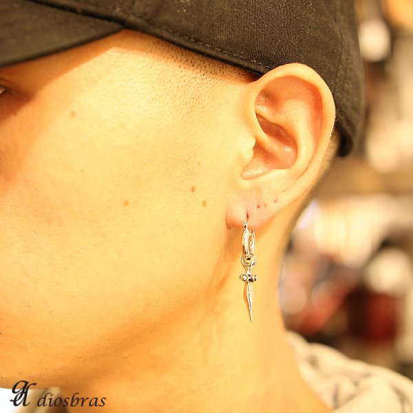 画像3: 本物シルバー925◇ クロス ダガー フープ リングピアス ドロップピアス◇片方ピアス メンズ レディース  多角カッティング リングデザイン シルバー925 フープピアス 極小クロス (3)