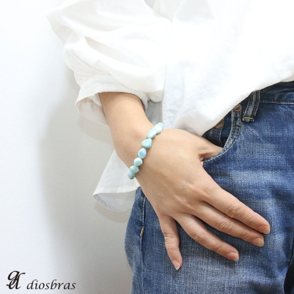 画像2: AA ラリマー 超希少平玉 ラリマー 数量限定 ドミニカ共和国産 8mm〜9,5mm玉 さざれ石 スターシェイプカット 数珠 シルバー925留め具【パワーストーン】【お数珠】【念珠】【天然石ブレス】【【風水グッズ 】【開運アイテム】【お守り】 (2)