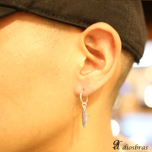 画像3: 【メンズピアス】【シルバーアクセサリー】【シルバーピアス】●バラ売り（片耳のみ）■シャープでキレイめハードな横顔に！フェザー　イーグル　ドロップピアス (3)