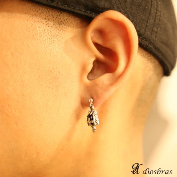 画像3: 【メンズピアス】イーグル オニキス 十字架 クロス【シルバーアクセサリー】【シルバーピアス】●バラ売り(片耳のみ)羽根 ドロップピアス フェザー イーグル ブラック (3)