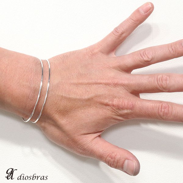画像3: 【シルバーバングル】【シルバーアクセサリー】２連　シンプル　プレーン　シルバーアクセサリー メンズ シルバーバングル ブレスレット シルバー925 メンズアクセサリー プレゼントに人気 送料無料フック　ブレスレット【diosbras-ディオブラス-】 (3)