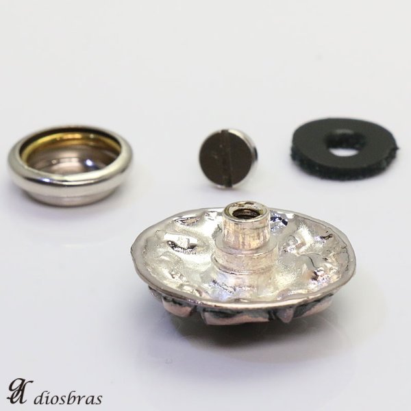 画像2: コンチョ アラベスク ジルコニア ブラック ホワイト シルバー 唐草 コンチョ スカル 亜鉛合金製 コンチョ シルバー コンチョ ナバホ 財布 ウォレット メンズ (ネジ式)【メール便なら送料無料!!】 (2)