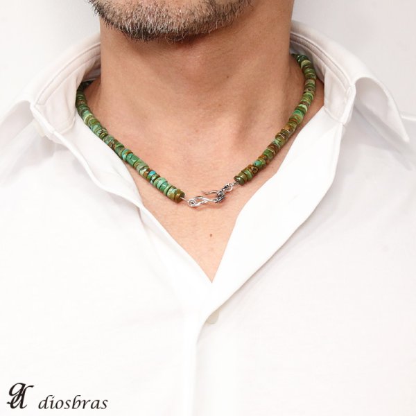 画像4: 【diosbras-ディオブラス】 希少 グリーン ターコイズ 馬蹄 ホースシュー フェザー ネックレス メンズ ネイティブ /羽/ターコイズ/オニキス シルバー925 チェーン メディスンホイール フェザーネックレス (4)