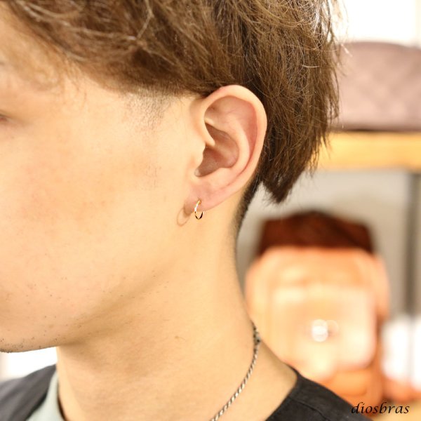 画像4: 18K 18金 ピアス フープピアス k18 シンプル  パイプフープ リング ゴールド ピアス 18k メンズ レディース ピアス 18金 チャーム  10mm 1mm幅 片耳用 (4)