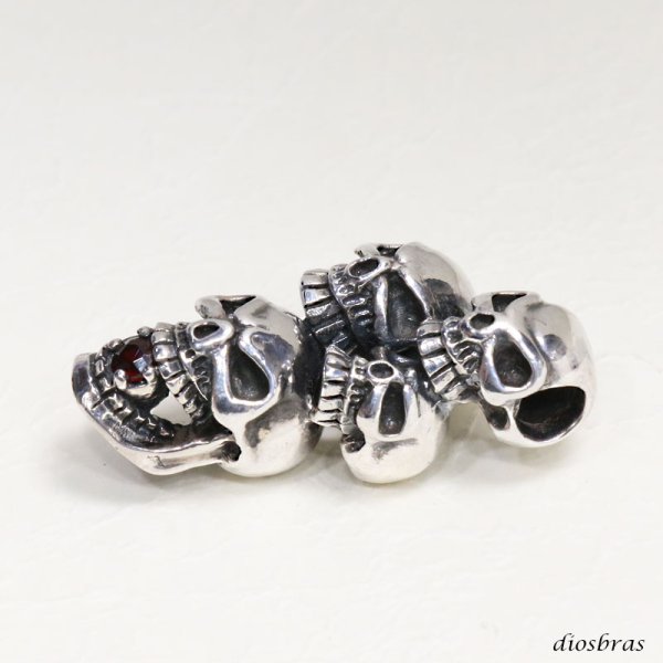 画像2: スカル ペンダント トップ スカル 4頭 レッドジルコニア ハンド 骸骨  ブラック 十字架 ゴシック シルバー925ペンダント/ペンダント トップ シルバー 925/ネックレス/ ネックレス メンズ レディース≪送料無料!!≫ (2)