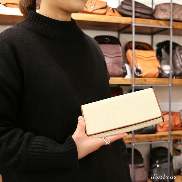 画像15: 財布 スティングレイ ガルーシャ 二つ折り長 財布 スティングレー エイ革 ラウンドファスナー メンズ レディース 本革 エイ革 大人気 ウォレット ガルーシャ ラウンド ジッパー ZIPPER ヌメ革 レザーウォレット ロングウォレット バイカー 長財布 牛革 紳士 婦人VIINA-ビーナ- (15)