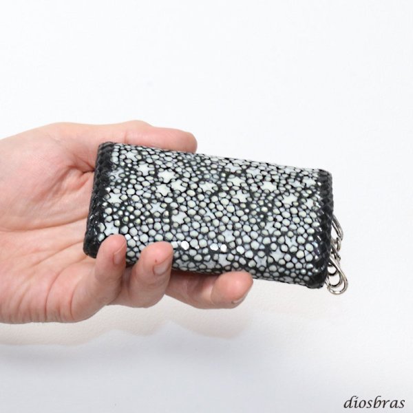 画像6: キーケース 6連 ガルーシャ スティングレイ メンズ レディース 本革 スティングレー スター エイ革 梅花皮 かいらぎ イバラエイ  スタースティングレー バイカー 牛革 ハンドメイド 三つ折り財布 財布 レザーウォレット ウォレット バイカー ハーフウォレット (6)