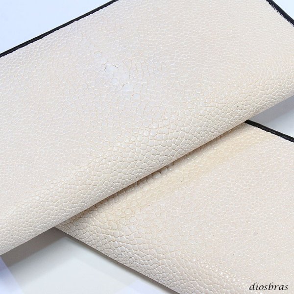 画像15: 財布 スティングレイ ガルーシャ 財布 スティングレー エイ革 ラウンドファスナー メンズ レディース 本革 エイ革 大人気 ウォレット ガルーシャ ラウンド ジッパー ZIPPER ヌメ革 レザーウォレット ロングウォレット バイカー 長財布 牛革 紳士 婦人 スノー ホワイト (15)