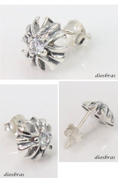画像2: シルバー９２５ クロス 十字架 ジルコニア 片方ピアス メンズ レディース ブリリアンカット 多角カッティング シルバー９２５ 極小クロス ダイヤモンド ジルコニア (2)
