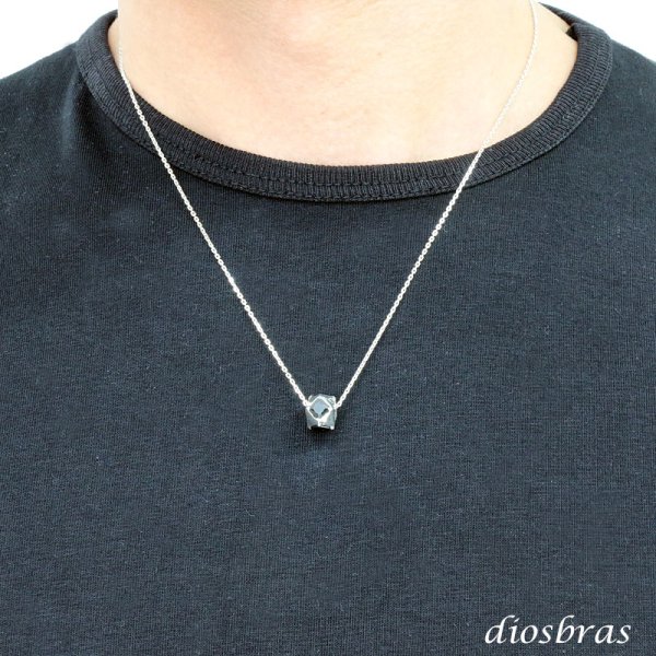 画像2: ジルコニア 多角形 キューブ  ペンダント ビーズ シルバー シルバー925 ビーズ アクセサリー ハンドメイド パーツ ジルコニア 多角形 キューブ  縦9 4mm 直径7.4mm 内径3.6mm  メール便全国送料無料 (2)