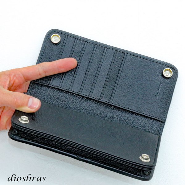 画像10: 長財布 クロス トラッカーウォレット シルバー925製 コンチョ 十字架 レザーウォレット 革財布 本革 レザー シュリンクレザー かぶせ財布 ウォレット ハンドメイド 牛革 レディース おしゃれ スリム メンズ長財布  男性 女性 メンズ財布 ファスナー カード収納 大容量 (10)