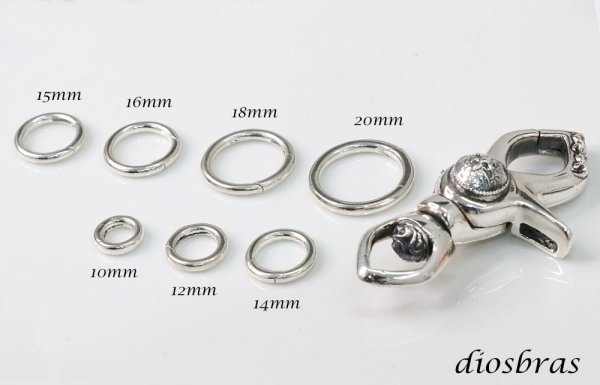 画像2: キーリング キーホルダーの接続に丸カン 楕円 丸型 カラビナ サークル  マルカン１個売り 極太ビーズ シルバー シルバー925 ビーズ アクセサリー ハンドメイド パーツ  線径2 5mm 直径17mm×9mm   スターリングシルバー (2)