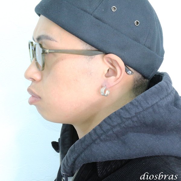 画像3: フープピアス  リング ピアスダイヤモンドカット シルバーエッジ　カット ９２５ ピアス メンズ レディース フープ 本物シルバー９２５ 片方ピアス メンズ レディース 鏡面 ミラーカット 15mm (3)