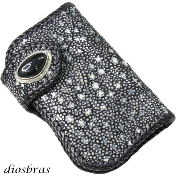 画像1: メンズ 二つ折り財布 バイカーズウォレット  イバラエイ ミドル ハーフウォレット シンプル レザーウォレット 本革 カットスティングレイ エイ 革 シルバー９２５コンチョ 革財布 皮財布 ロングウォレット 天然皮革 天然皮革 梅花皮 かいらぎ メンズ 長財布 ガルーシャ (1)