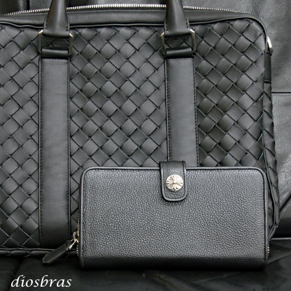 画像2: 長財布 クロス トラッカーウォレット シルバー925製 コンチョ 十字架 レザーウォレット 革財布 本革 レザー シュリンクレザー かぶせ財布 ウォレット ハンドメイド 牛革 レディース おしゃれ スリム メンズ長財布  男性 女性 メンズ財布 ファスナー カード収納 大容量 (2)